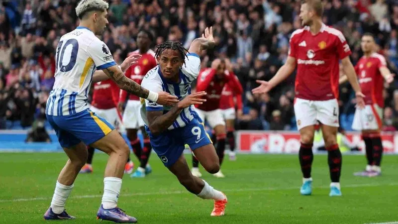 Brighton đấu với Man Utd 01