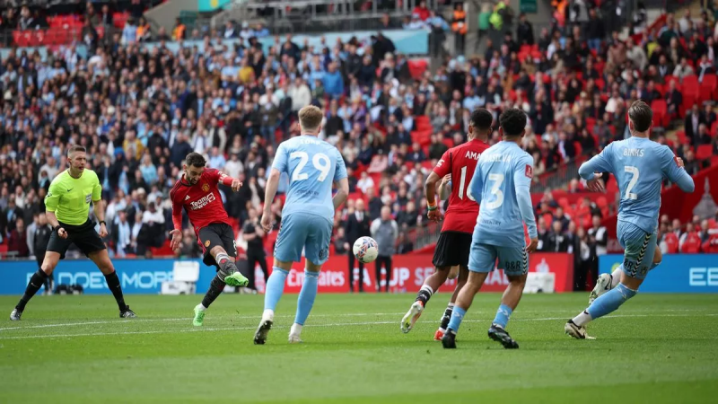 Coventry đấu với Man Utd 02