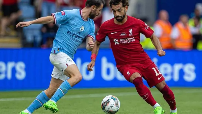 Man Utd đấu với Liverpool 02